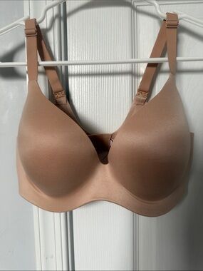 Victoria's Secret Smooth Nude Underwire Full Padded Multi-way Bra Size 34D!
